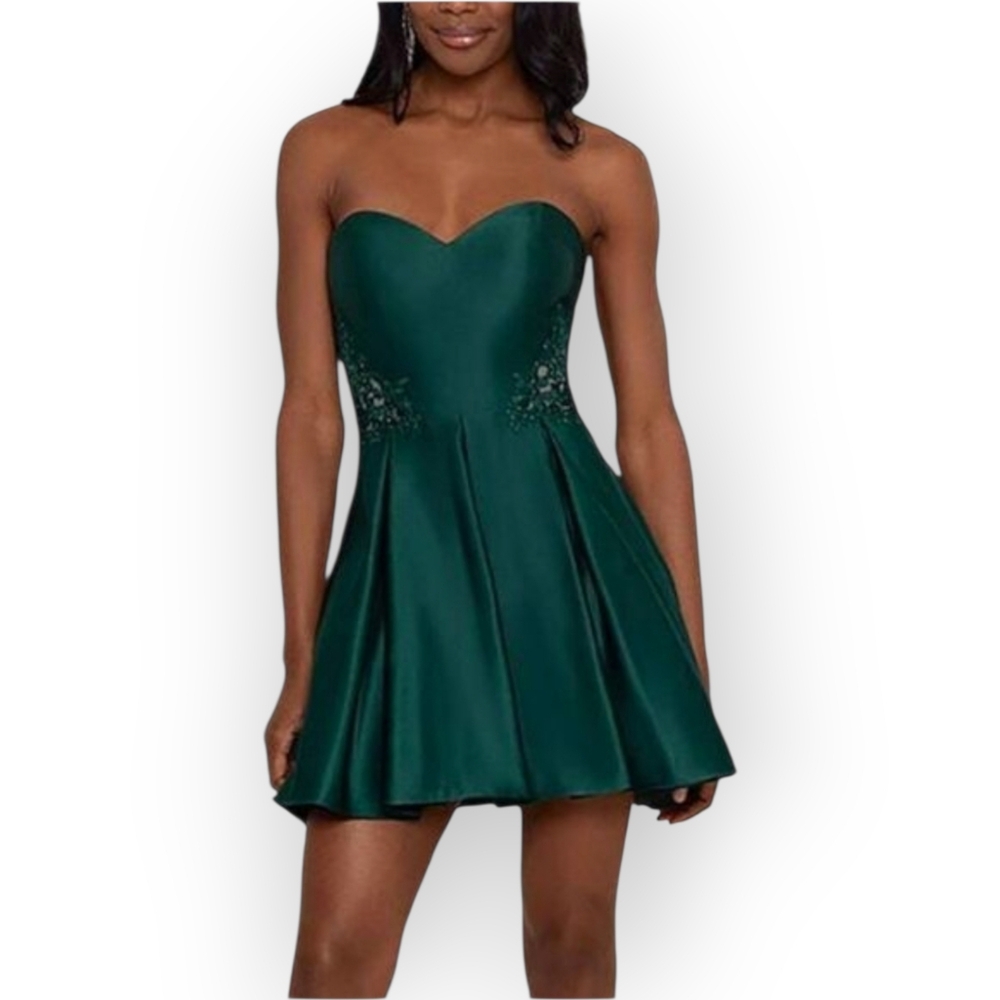 Blondie Nights Dress Hunter Green side Applique lace Mini Fit & Flare 9